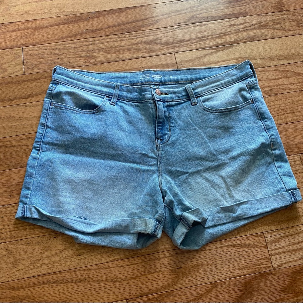 Old Navy Semi-Fitted Shorts!
